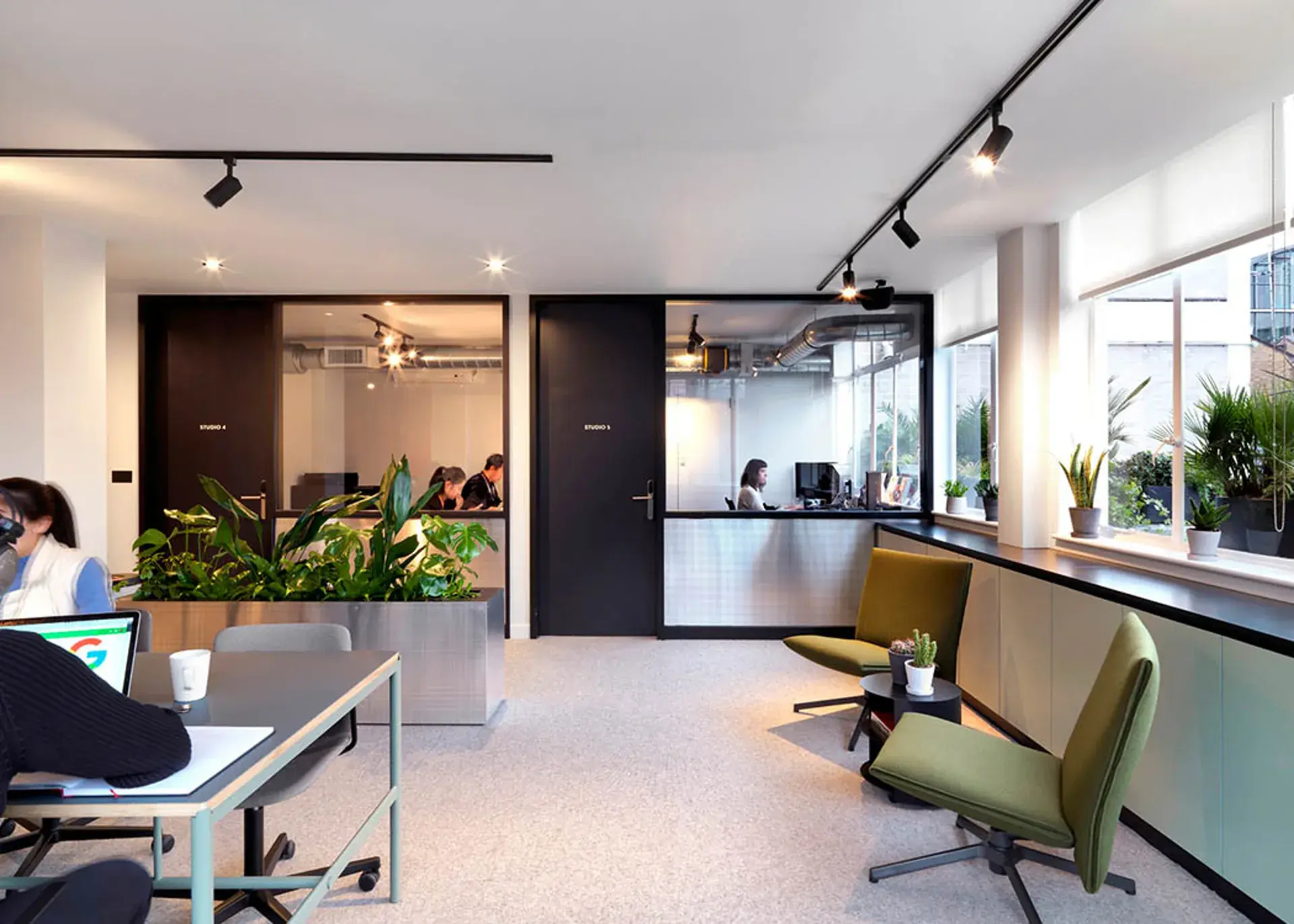 151-london-office